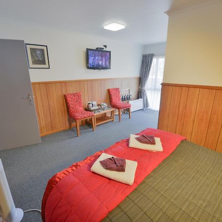 Wilderness Motel Accommodation ハースト エクステリア 写真