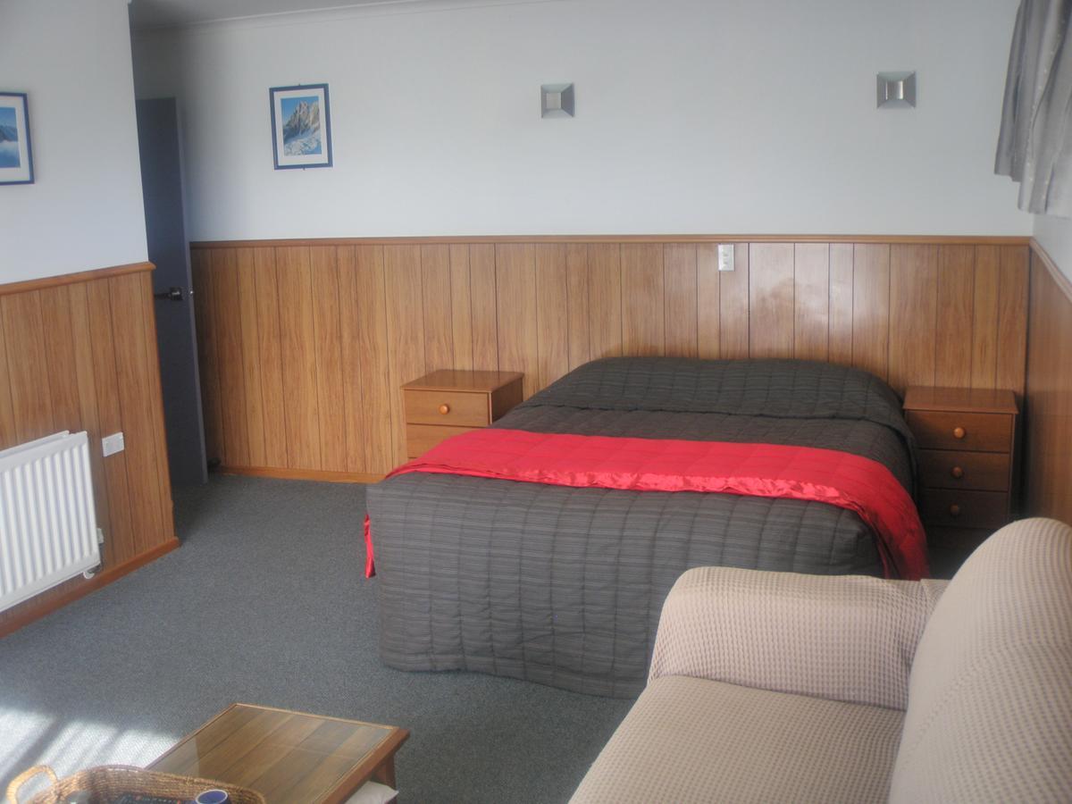 Wilderness Motel Accommodation ハースト エクステリア 写真